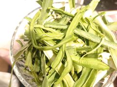 -鹿鸣山草本茶香火锅(园西路店)