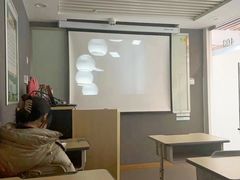 -新东方国际教育·雅思托福(海淀水清木华校区)