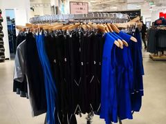 -UNDER ARMOUR(新燕莎奥莱店)