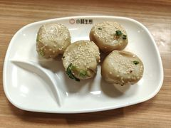 -小杨生煎(金山百联购物中心3楼店)