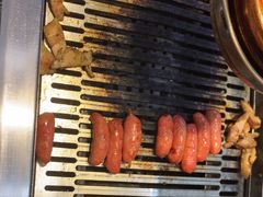 -臻牛烤肉