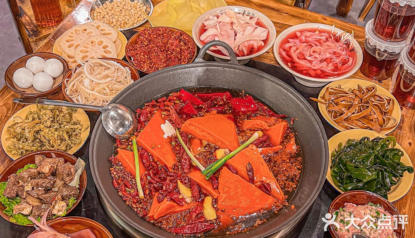 中和美食扛把子，这家火锅每天排长队！