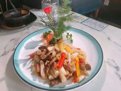 泡椒牛柳藕带-JUKEBOX玖部音乐餐厅(华侨城店)