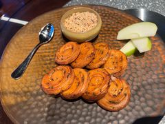 鸭肝酱伴葱油饼-杭州西子湖四季酒店·金沙厅