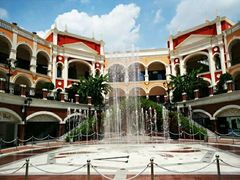 -佛罗伦萨小镇广佛名品奥特莱斯(疏港路店)