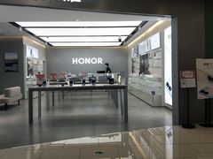 -荣耀授权体验店(双井富力店)