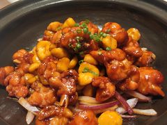 砂锅栗子鸡-皇城根·鲁菜济南菜·吊炉烤鸭·炒鸡鱼头(济南旗舰店)