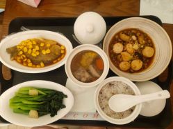 -森宝月子中心(白云山店)