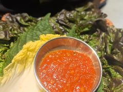 -草家酱蟹炭火烤肉店(珲春南路一店)