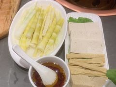 -前门·鲜肉火锅(长风店)