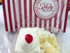 -红宝石·鲜奶小方·海派西点房(莘庄龙之梦店)