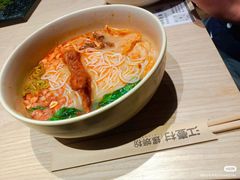 -百盛(万象城店)
