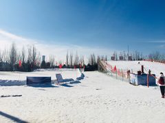 -北京亚布洛尼朝阳公园滑雪场