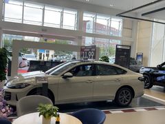 -上海冠松上汽大众4S店