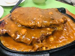 牛扒套餐-胜利茶餐室