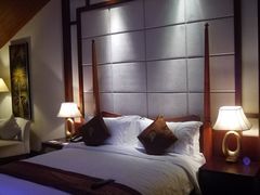 套房楼上的房间。-稷泽·海丽宾雅温泉度假酒店