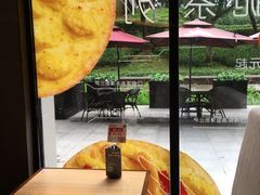 -必胜客(WOW中心城店)