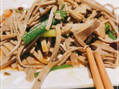 -华盛园卷子王农家菜水库鱼