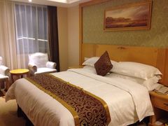 -维也纳酒店(桂林万福广场店)