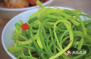 Stir-fried Garlic Shoots Salad