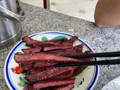 手撕五指山小黄牛肉干-阿清嫂农家乐.黎窑烤鸡