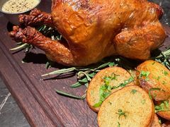 -LESCEDARS Brasserie Bistro香柏树