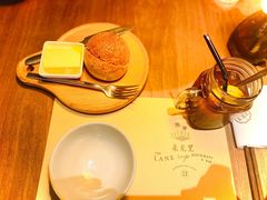 冰镇迷你菠萝油-来龙里 精致 东南亚餐室(万象城店)
