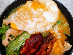 鸡翼肉眼筋煎蛋冬阴功米粉-华嫂冰室(湾仔店)