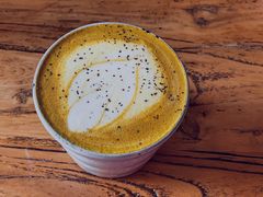 姜黄拿铁-Egg•Allday Brunch(襄阳北路店)