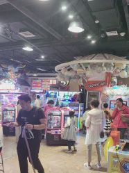 -卡通尼乐园(新达汇三林店)