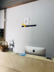 -茶发Salon·烫发染发理发