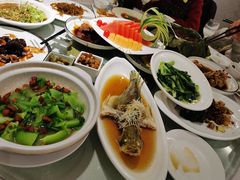 -南京悦客假日酒店