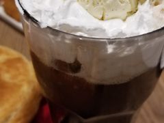 雪糕黑天使-必胜客(新中纬店)