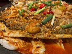 -鸣记脆皮烤鱼·海鲜烤鱼(三八广场店)