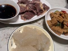 -高玛纳驴肉火烧(一世界店)