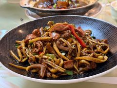 蘑菇炒鸡杂-富临轩私房菜(集庆门大街店)