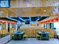 -屯老二农家铁锅炖·行业领军者(梅江店)