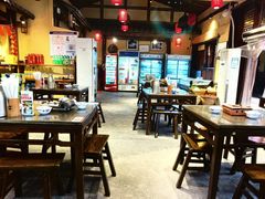 -富正毅三下锅·湘西韵味(天门山索道店)