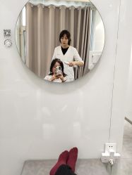 -LESSMORE科技头皮理容中心
