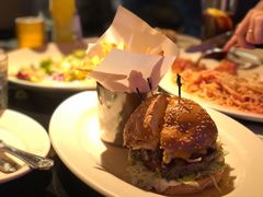 芝士培根汉堡-The Cheesecake Factory 芝乐坊餐厅(王府中環店)
