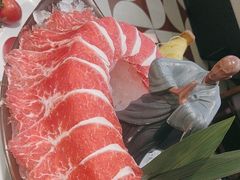 -洪氏嗨捞·广东猪肚鸡·椰子鸡火锅(西咸万象城店)