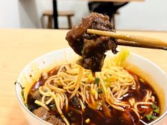 -易毛特色牛肉面(解放碑步行街店)