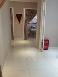 -蕾蕾美颜美容美体