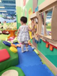 -莫莉幻想儿童乐园(武汉保利广场店)