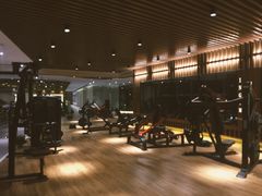 -银吉姆健身(恒隆馆)