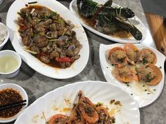 -四川小胡子海鲜(丁村万人海鲜广场店)