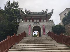 -东山风动石景区