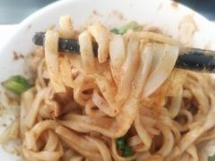 -华威达牛庄(黄埔大道西店)