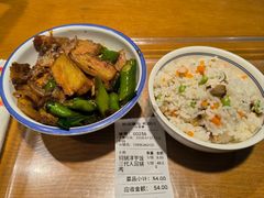 -老四川(T3航站楼F指廊店)