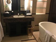 -青岛海尔洲际酒店